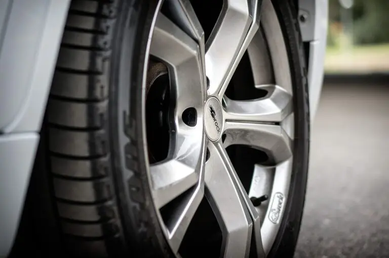 wheels-1256258_1280